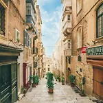 One-Of-A-Kind Holiday Home In Valletta
